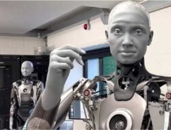 Viral! Robot Humanoid Jalan Malam di Macau Bikin Warga Heboh, Polisi Sampai Turun Tangan